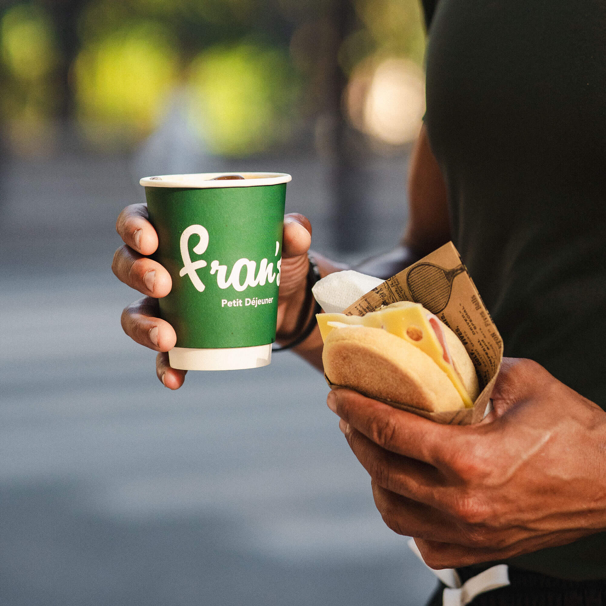Découvrez les sandwichs Fran's pour prendre un petit déjeuner chaud, rapide et complet, chaque matin.